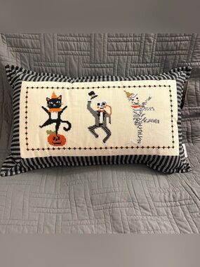 Isaac Mizrahi Needlepoint Vintage Style Halloween Pillow Black Cat, Skeleton